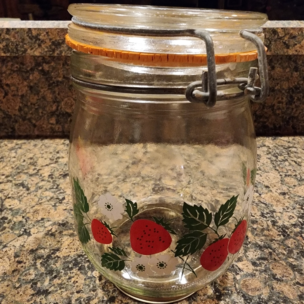 Vintage Carlton Glass Canister, Strawberry Design, 3/4 Liter